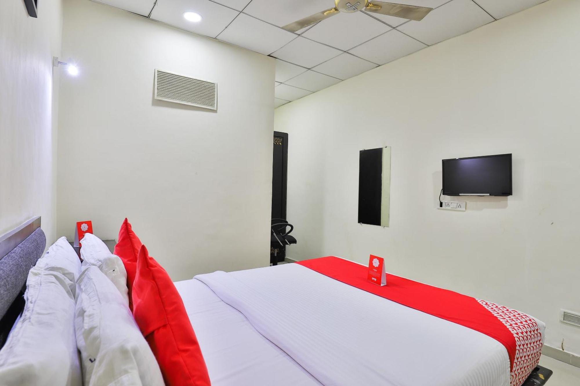 Hotel O Lotus Residency Daman Kültér fotó