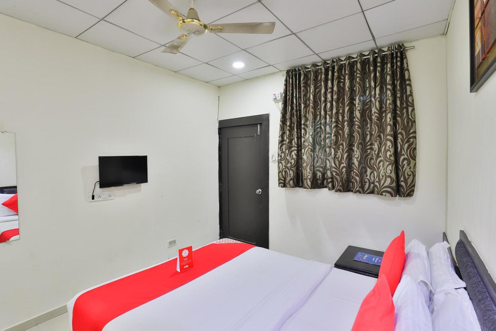 Hotel O Lotus Residency Daman Kültér fotó