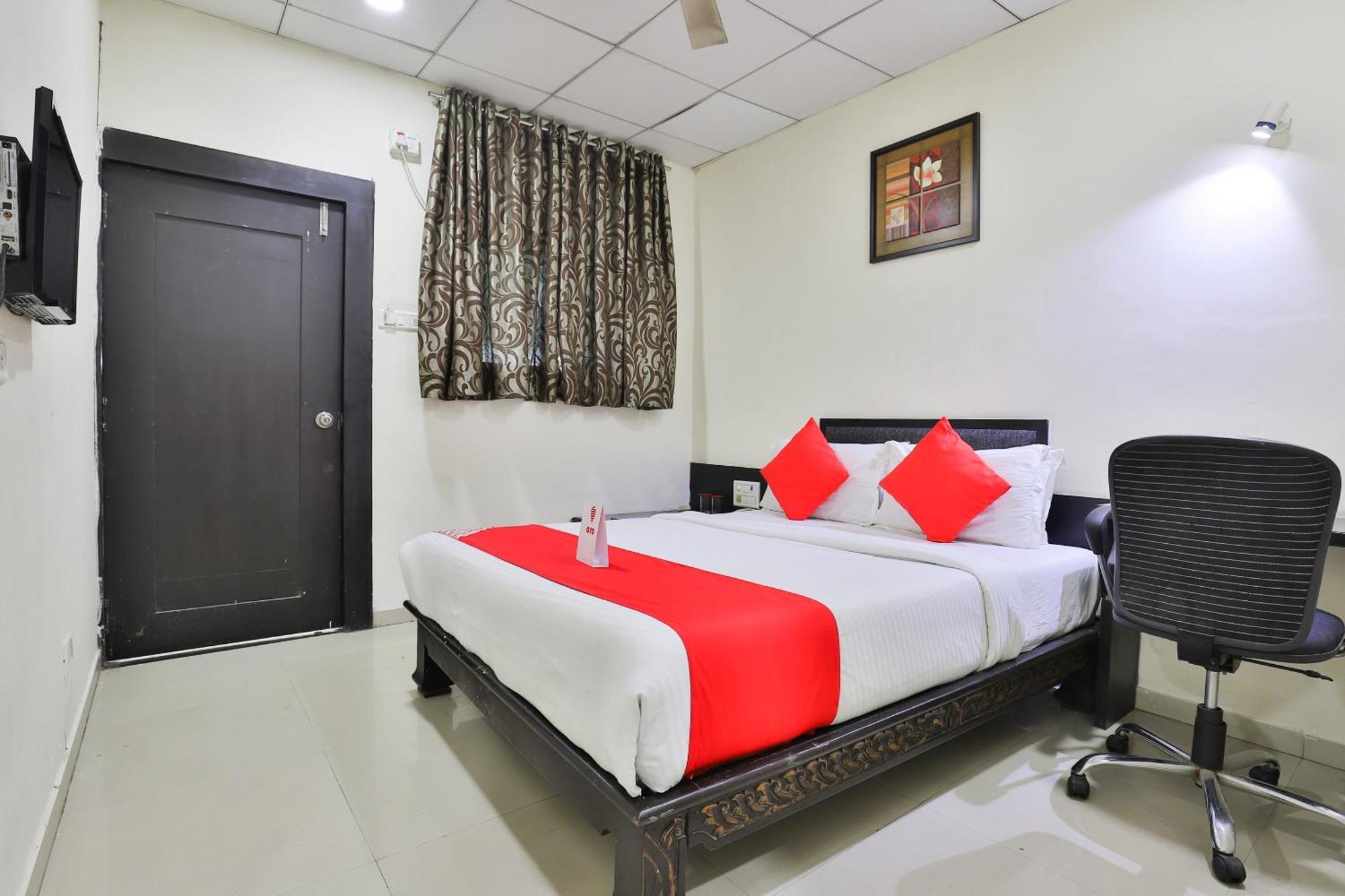 Hotel O Lotus Residency Daman Kültér fotó